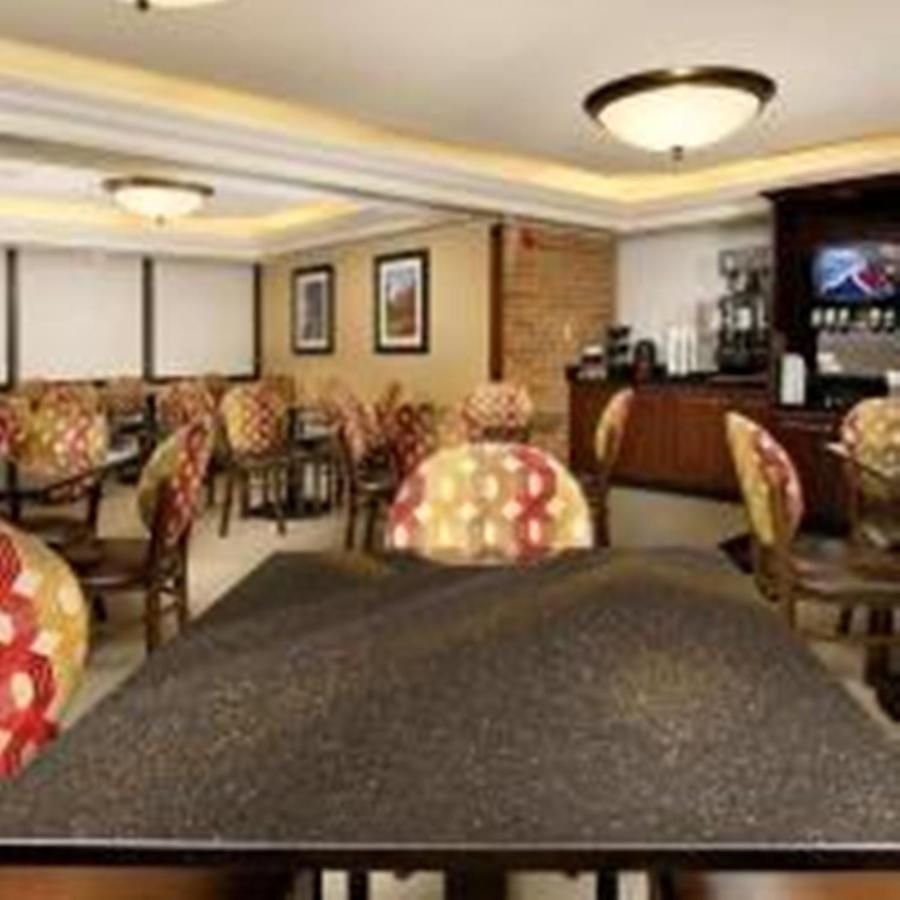 Hotel Lotus Kansas City Merriam Dış mekan fotoğraf