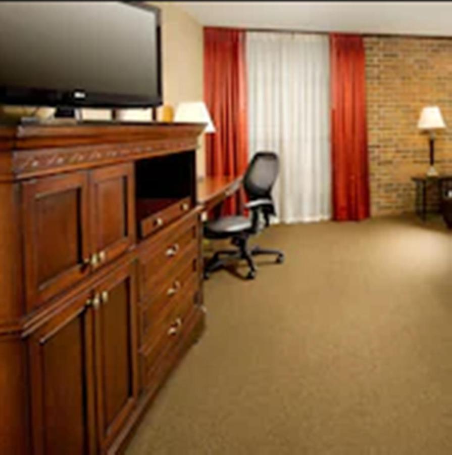 Hotel Lotus Kansas City Merriam Dış mekan fotoğraf