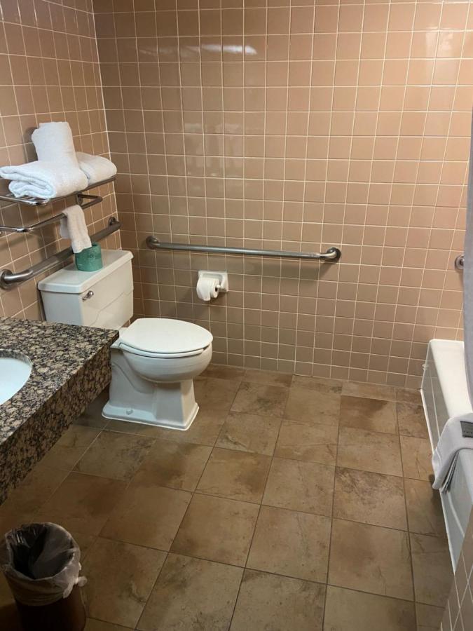 Hotel Lotus Kansas City Merriam Dış mekan fotoğraf