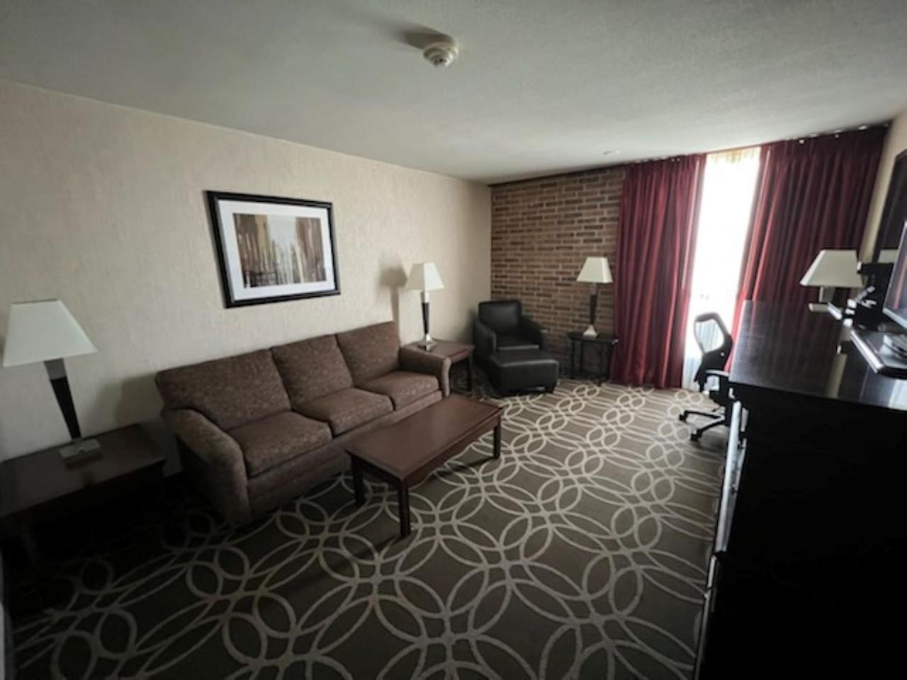 Hotel Lotus Kansas City Merriam Dış mekan fotoğraf