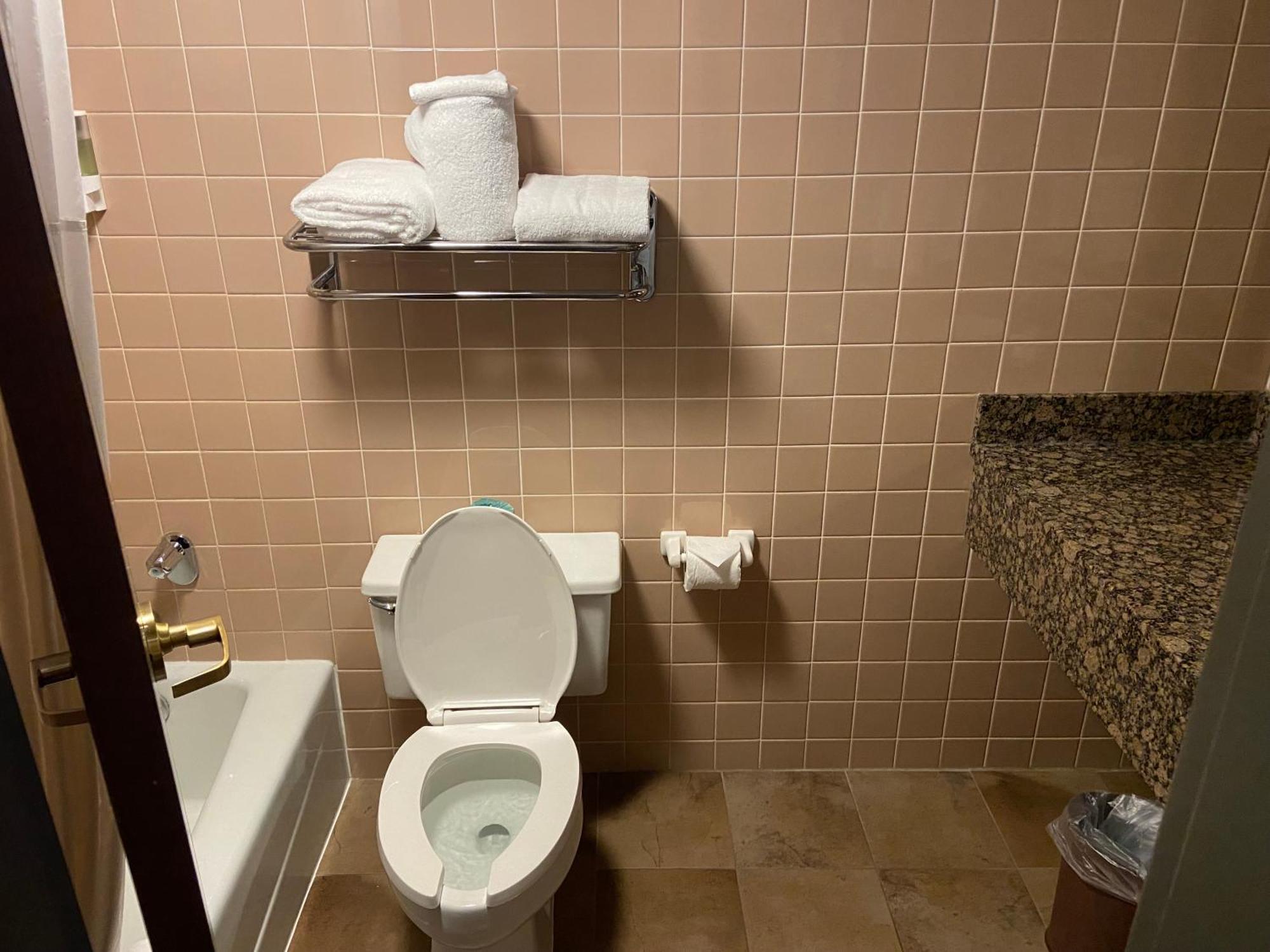 Hotel Lotus Kansas City Merriam Dış mekan fotoğraf